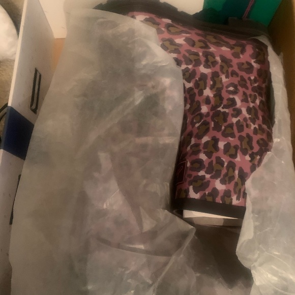 Joules Rainboots women’s size 8 Pink Leopard - Picture 2 of 2